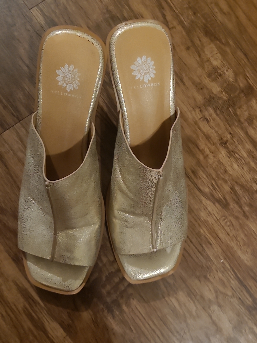 Yellow Box Gold  Wedge/Sandle Sz 9